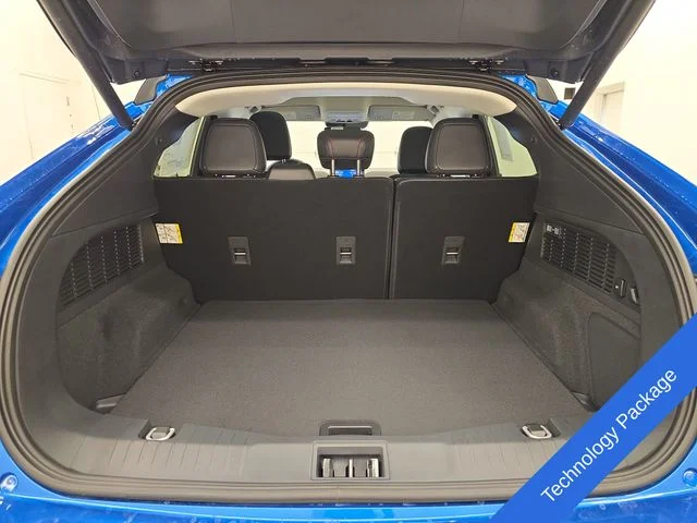 New 2026 Velocity Blue Metallic Ford Premium image 17