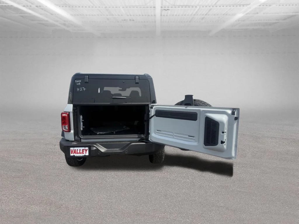New 2026 Avalanche Gray Ford Big Bend® image 42