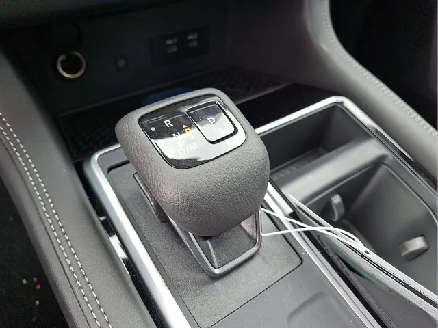 New 2026 Boulder Gray Pearl Nissan Platinum image 10