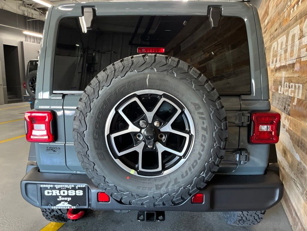 New 2026 Anvil Clear-Coat Exterior Paint Jeep Rubicon image 26