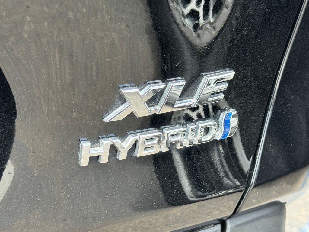 Used 2023 Black Toyota XLE image 17