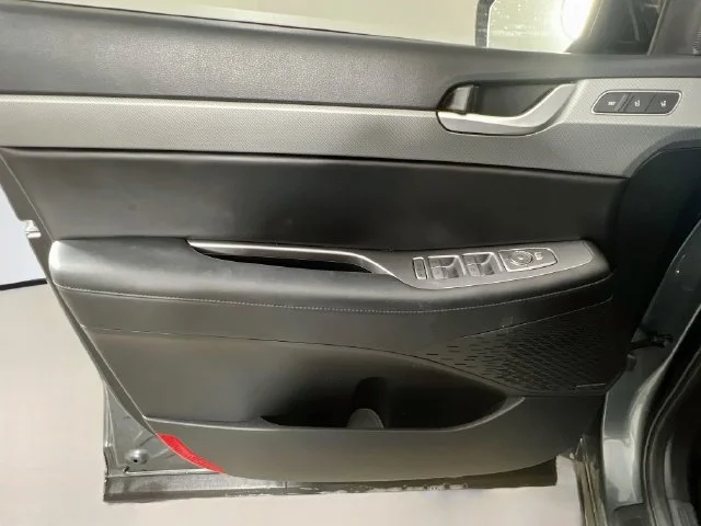 Used 2024 Gray Hyundai SEL image 33