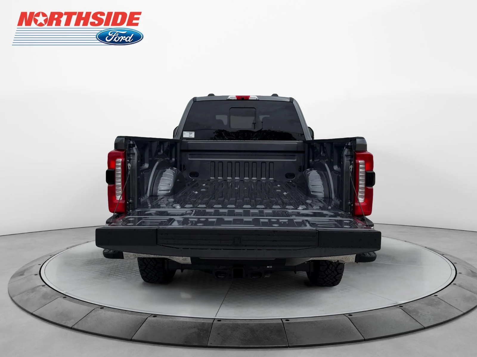 New 2026 Carbonized Gray Metallic Ford LARIAT image 19