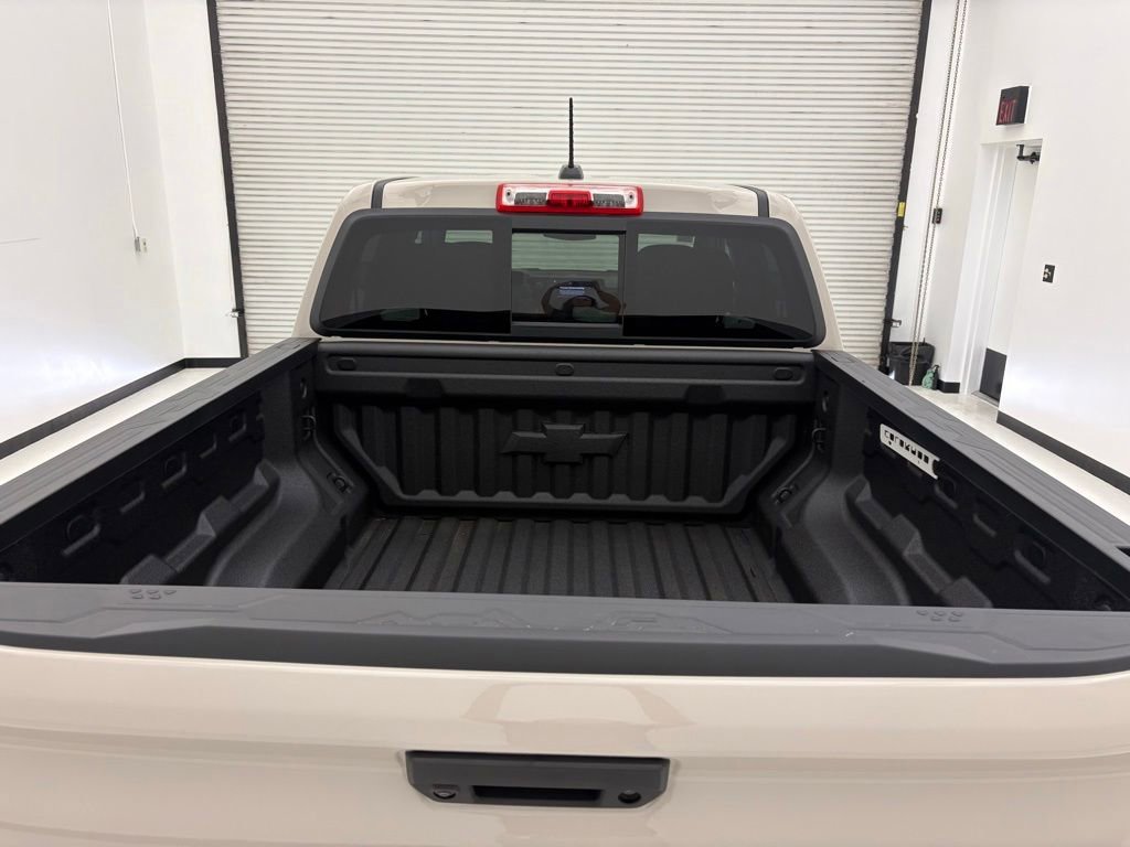 New 2026 White Sands Chevrolet Trail Boss image 38
