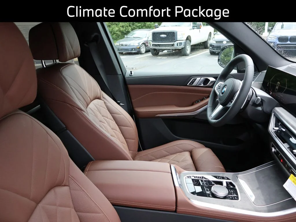 New 2026 White BMW xDrive40i image 12