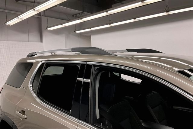 Used 2023 Light Stone Metallic GMC SLE image 10