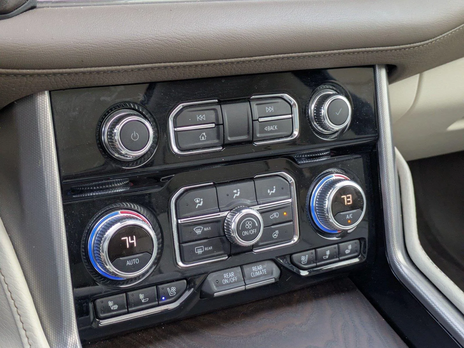 Used 2024 Midnight Blue Metallic GMC Denali image 24