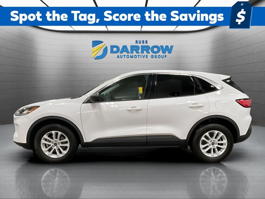 Used 2022 Ford Escape SE with VIN 1FMCU9G64NUB52892 for sale in Wauwatosa, WI