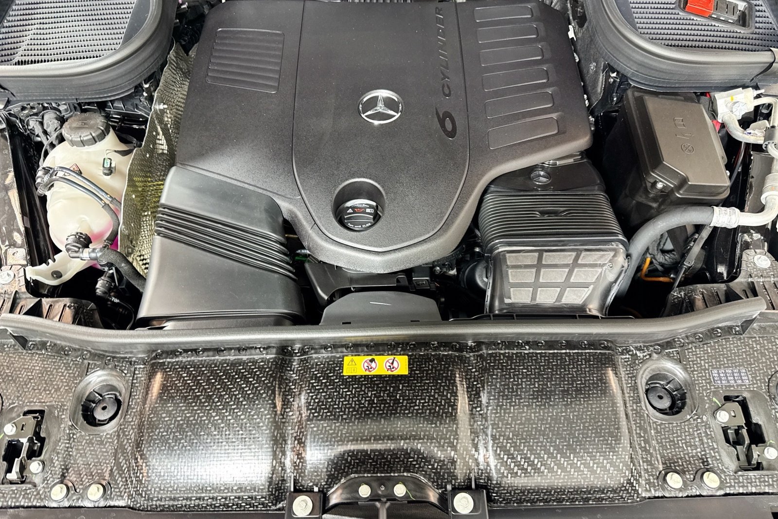 New 2026 Obsidian Black Metallic Mercedes-Benz GLE 450 image 28