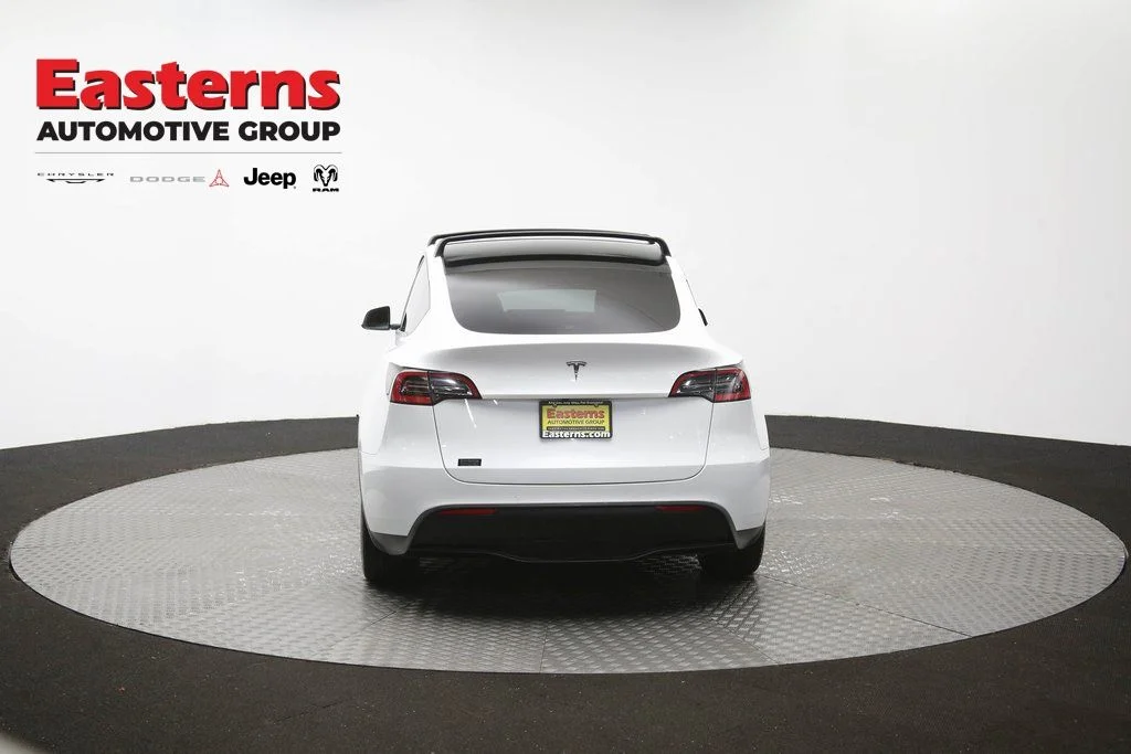 Used 2021 White Tesla Long Range image 32