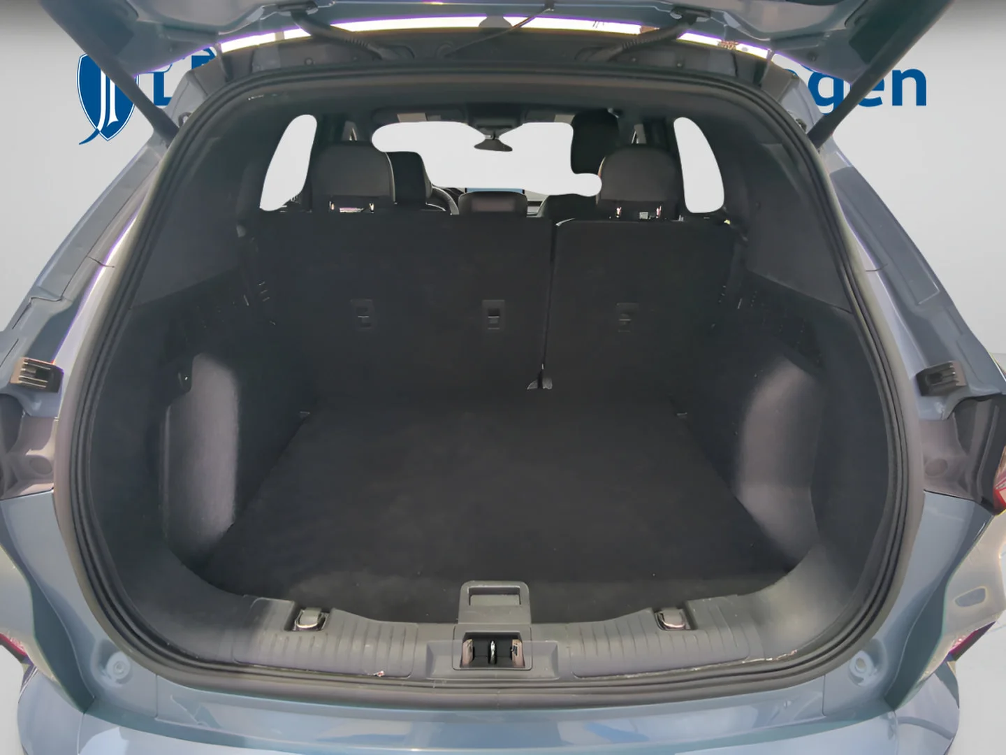 Used 2023 Blue Metallic Ford ST-Line Select image 10