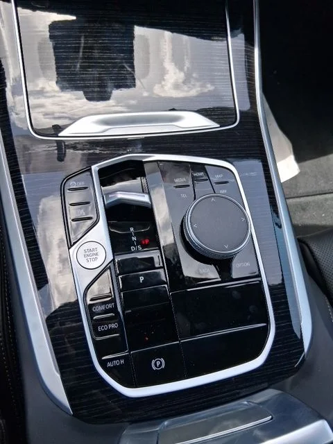 New 2026 Skyscraper Grey Metallic BMW sDrive40i image 12