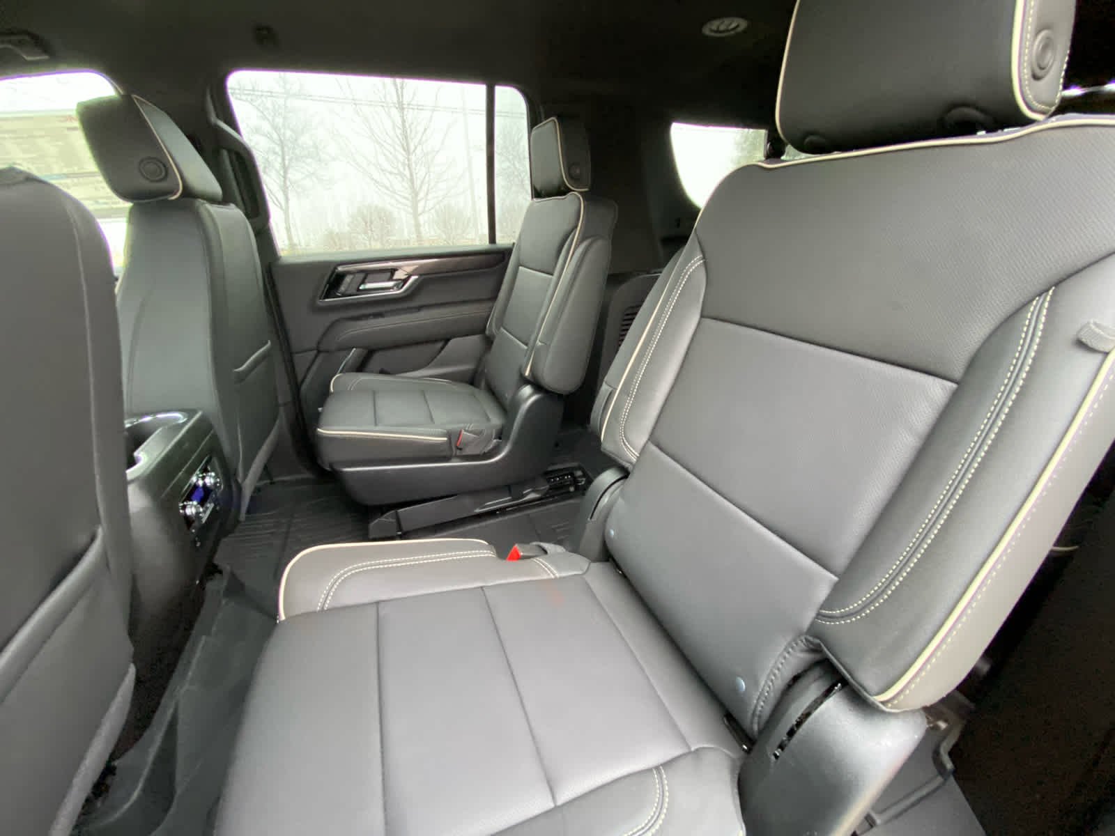 2026 GMC Yukon XL Elevation - Photo 26