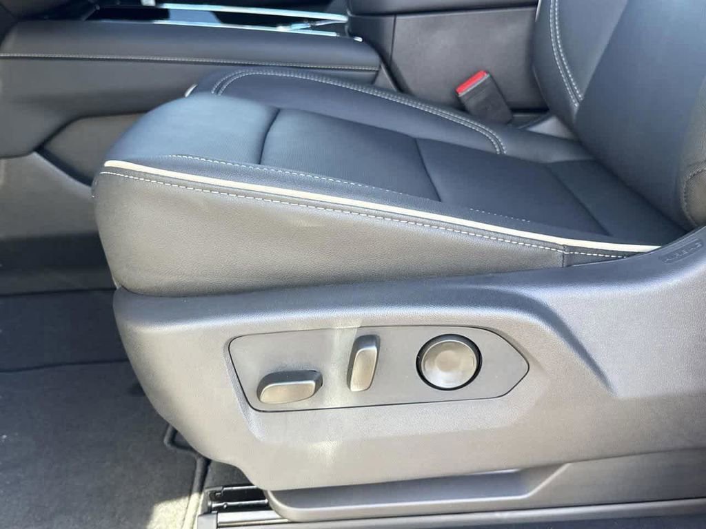 2026 Chevrolet Tahoe Premier - Photo 22