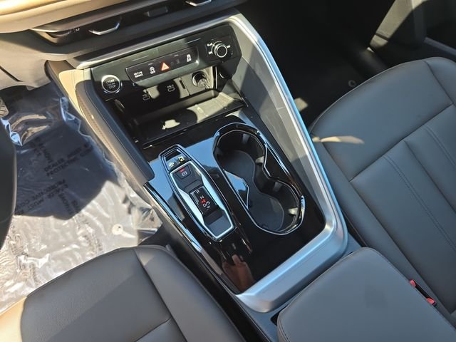 Used 2025 White Audi 2.0T Premium image 28