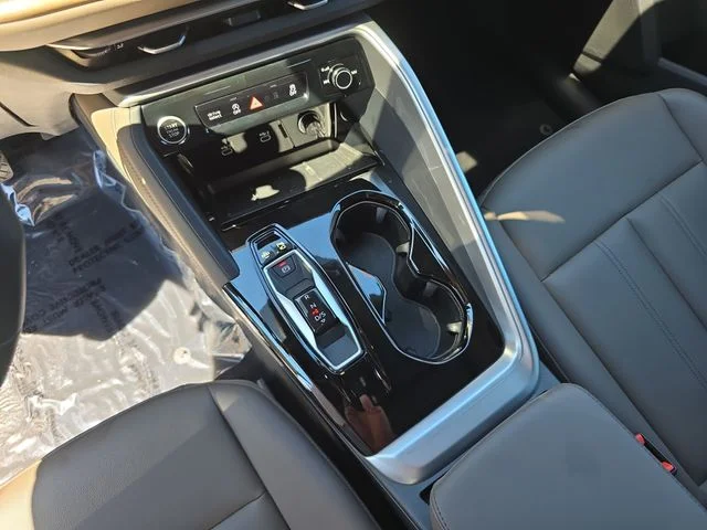 Used 2025 White Audi 2.0T Premium image 28