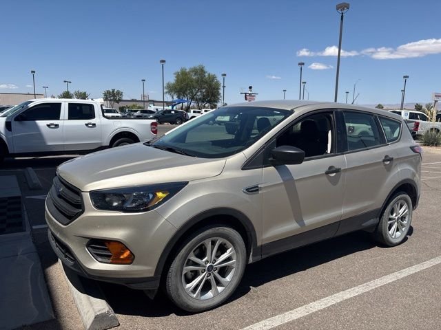 2018 Ford Escape S's photo
