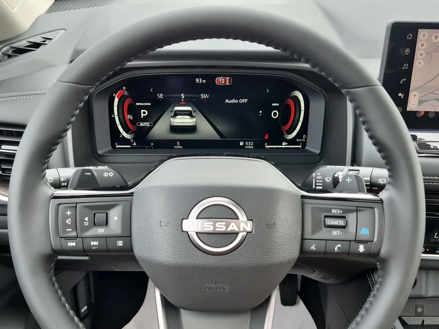 New 2026 Everest White Pearl TriCoat / Super Black Two-tone Nissan Platinum image 18