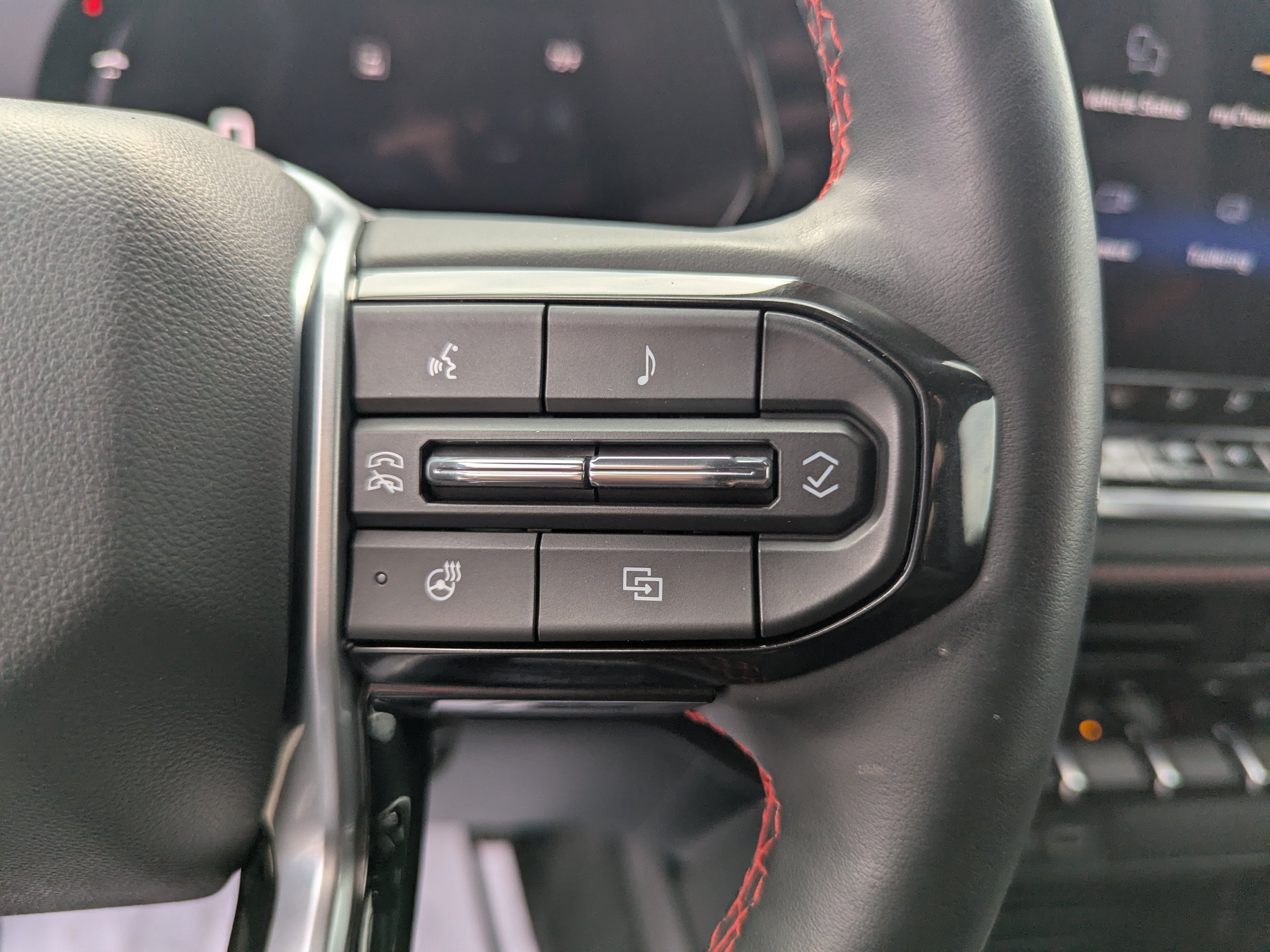 2026 Chevrolet Colorado Z71 - Photo 17
