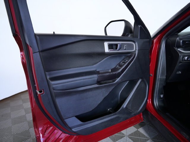 Certified Used 2020 Red Ford XLT image 15