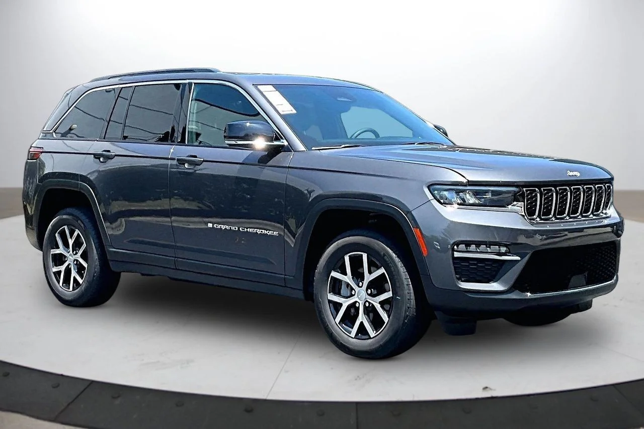 Certified Used 2024 Gray Jeep Limited image 2