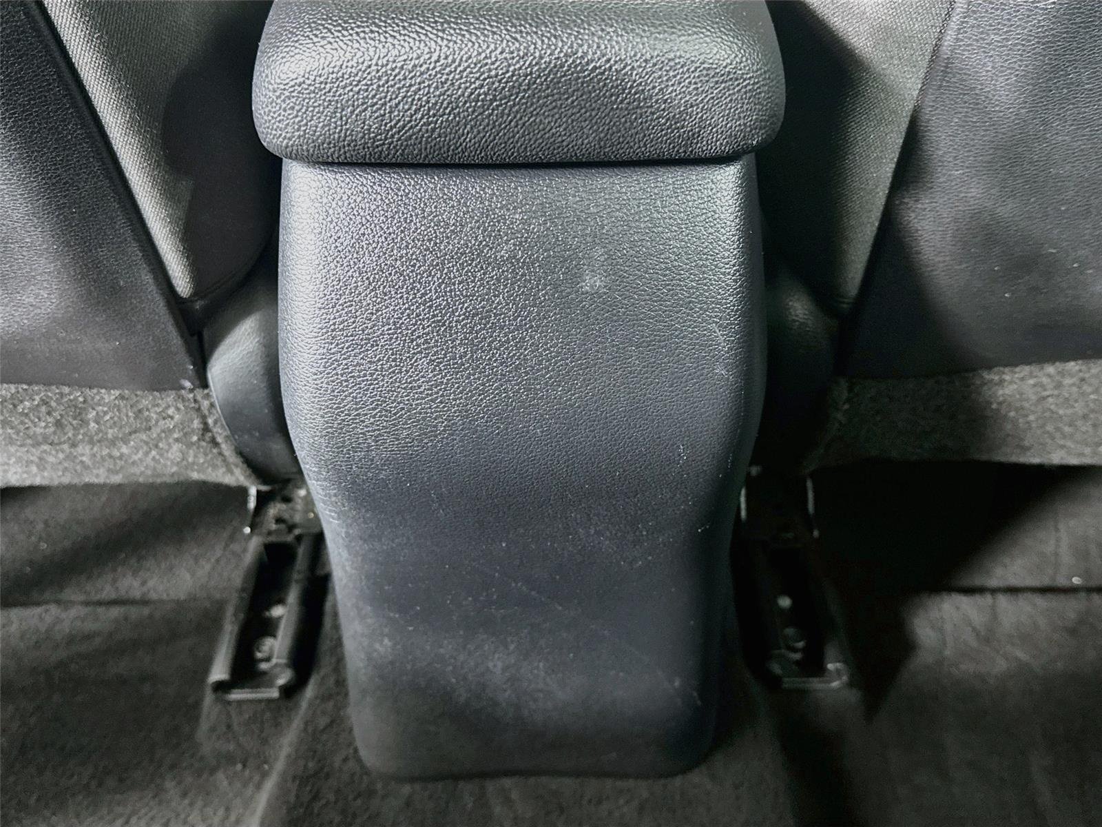Used 2023 Snow White Pearl Kia LXS image 23