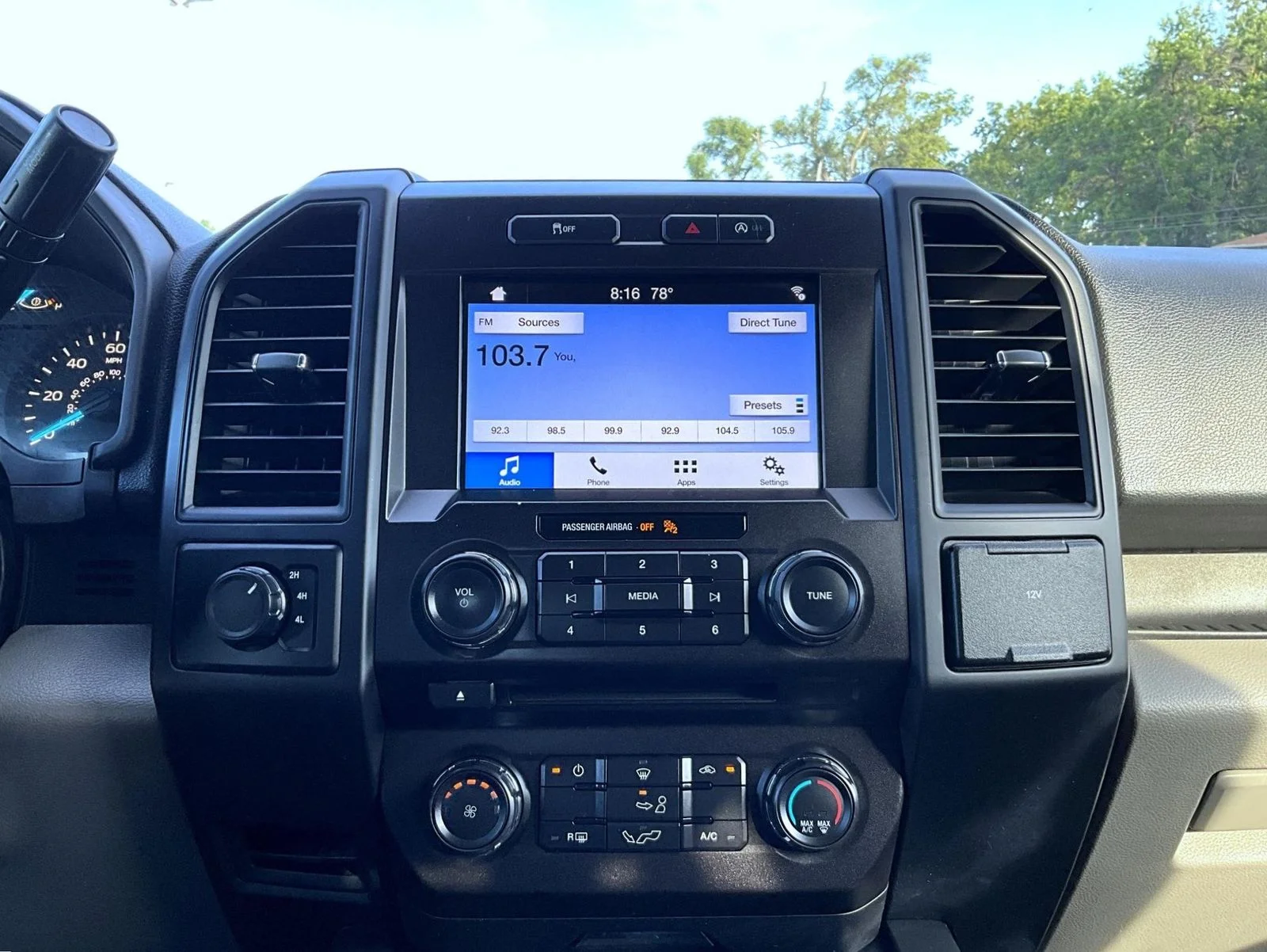 Used 2018 Gray Ford XL image 14