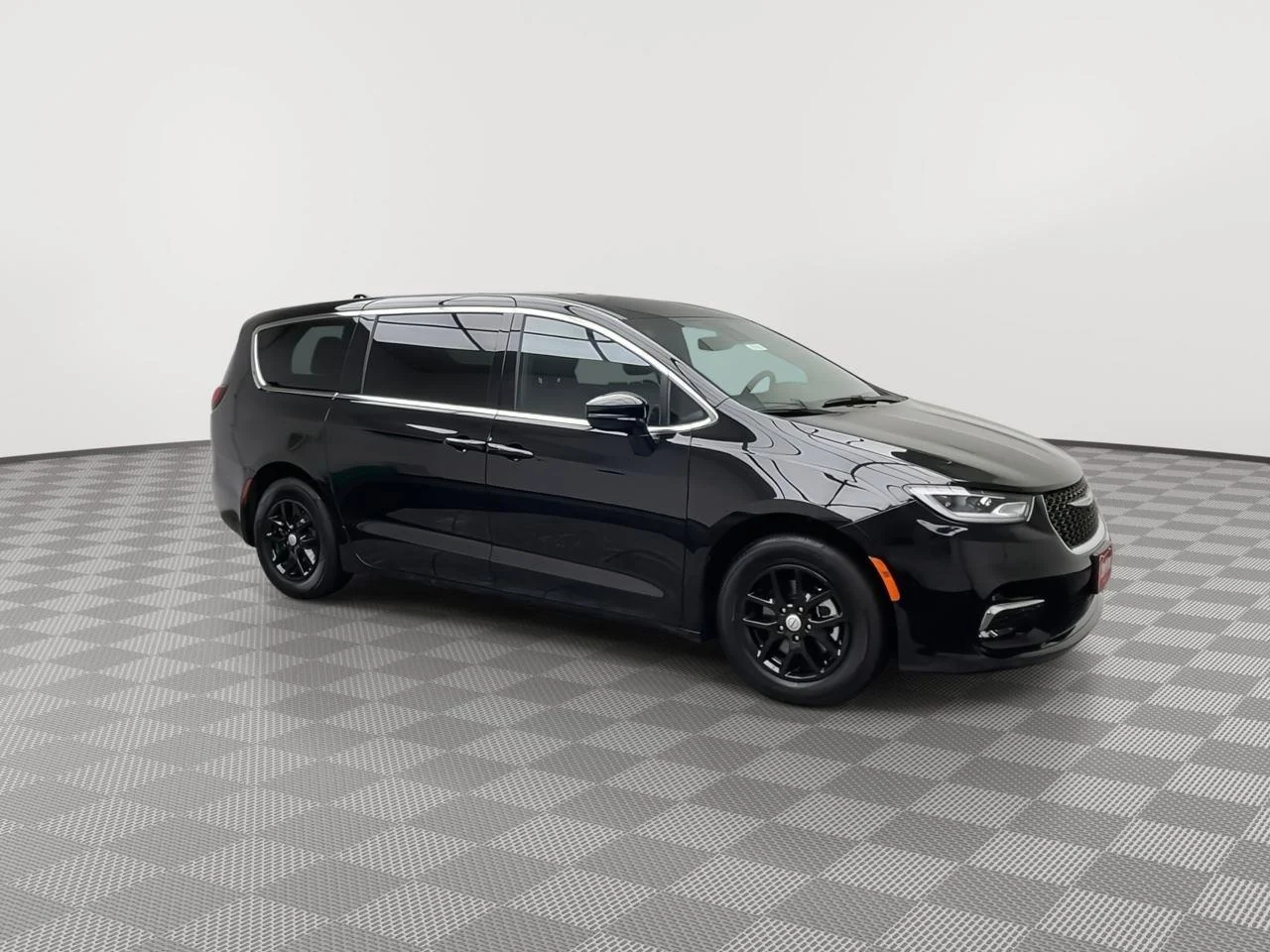 2025 Chrysler Pacifica Select - Photo 39