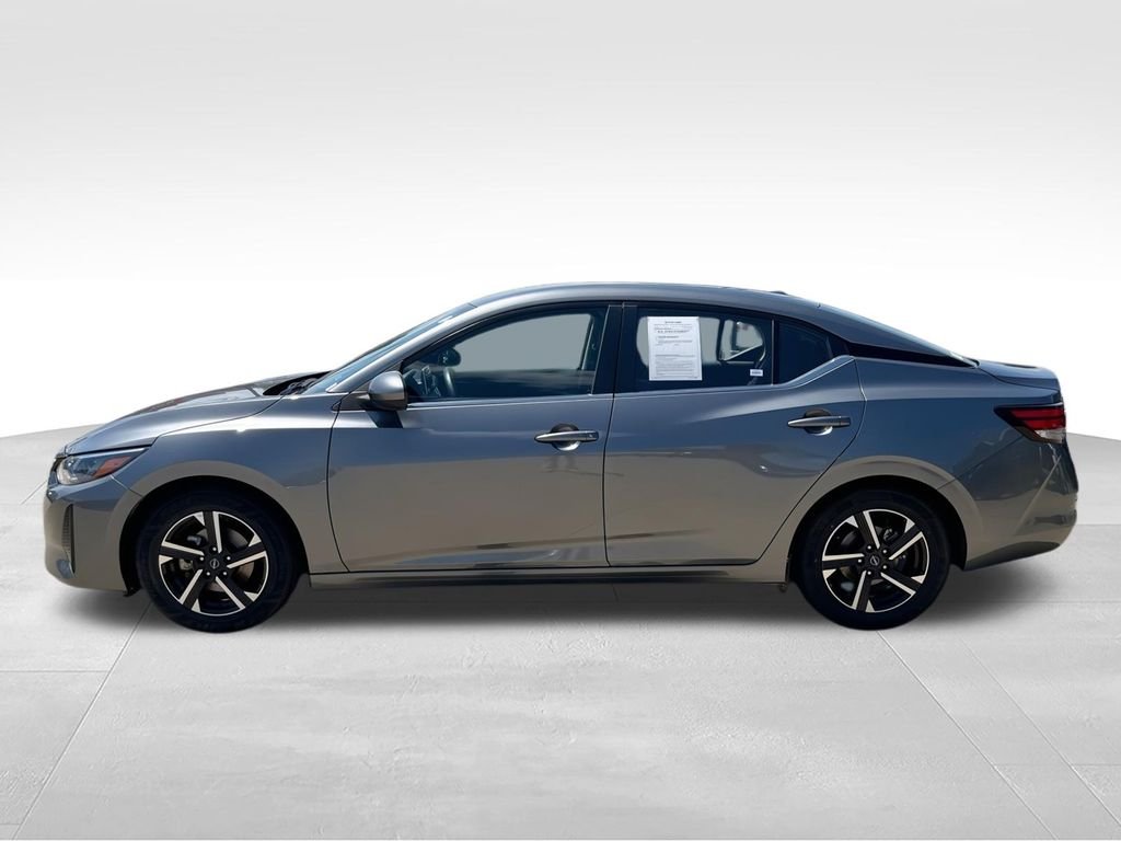 Used 2024 Gray Nissan SV image 5