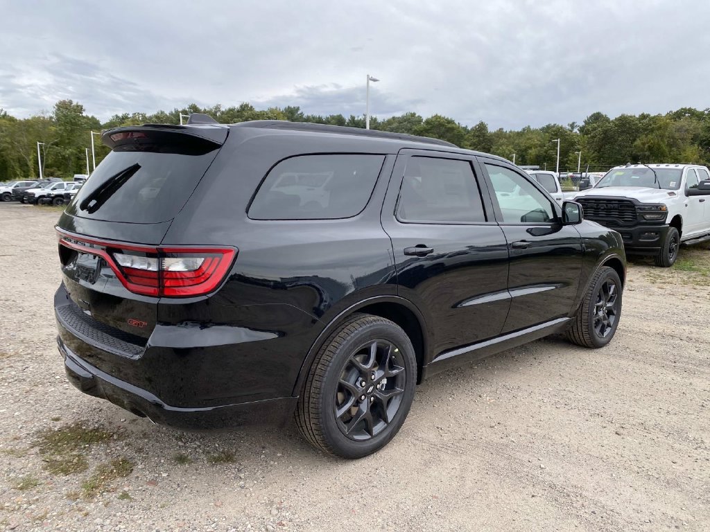 New 2027 Pitch-Black Paint Dodge GT image 3