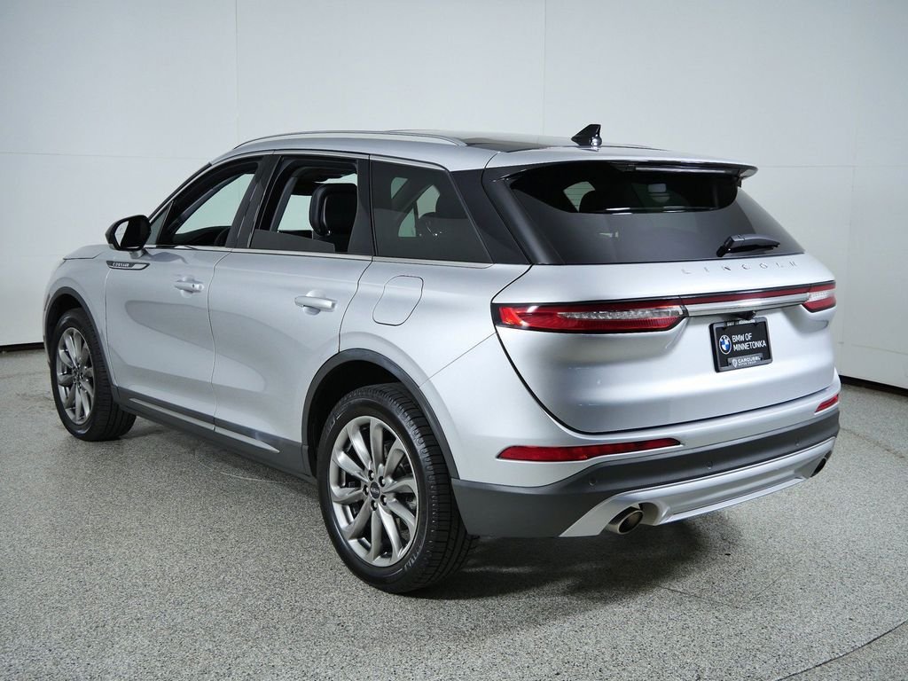 Used 2020 Silver Lincoln Standard image 13