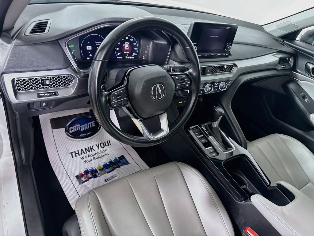 Used 2023 Platinum White Pearl Acura Base image 9