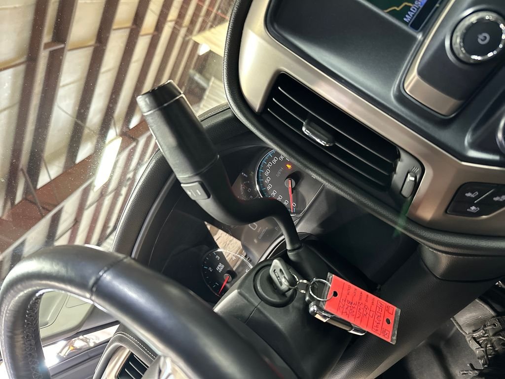 Used 2017 Black GMC Denali image 27