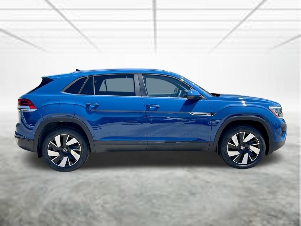 New 2026 Blue Volkswagen 2.0T SE w/Technology image 4
