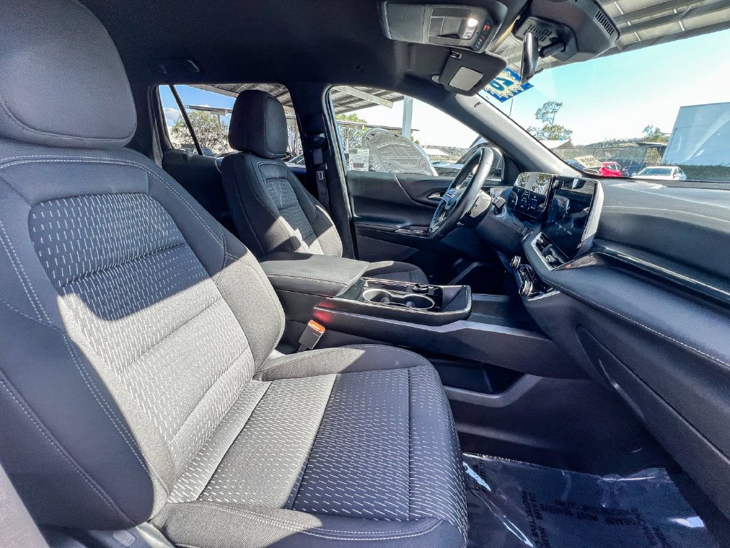 Used 2026 White Chevrolet LT image 15