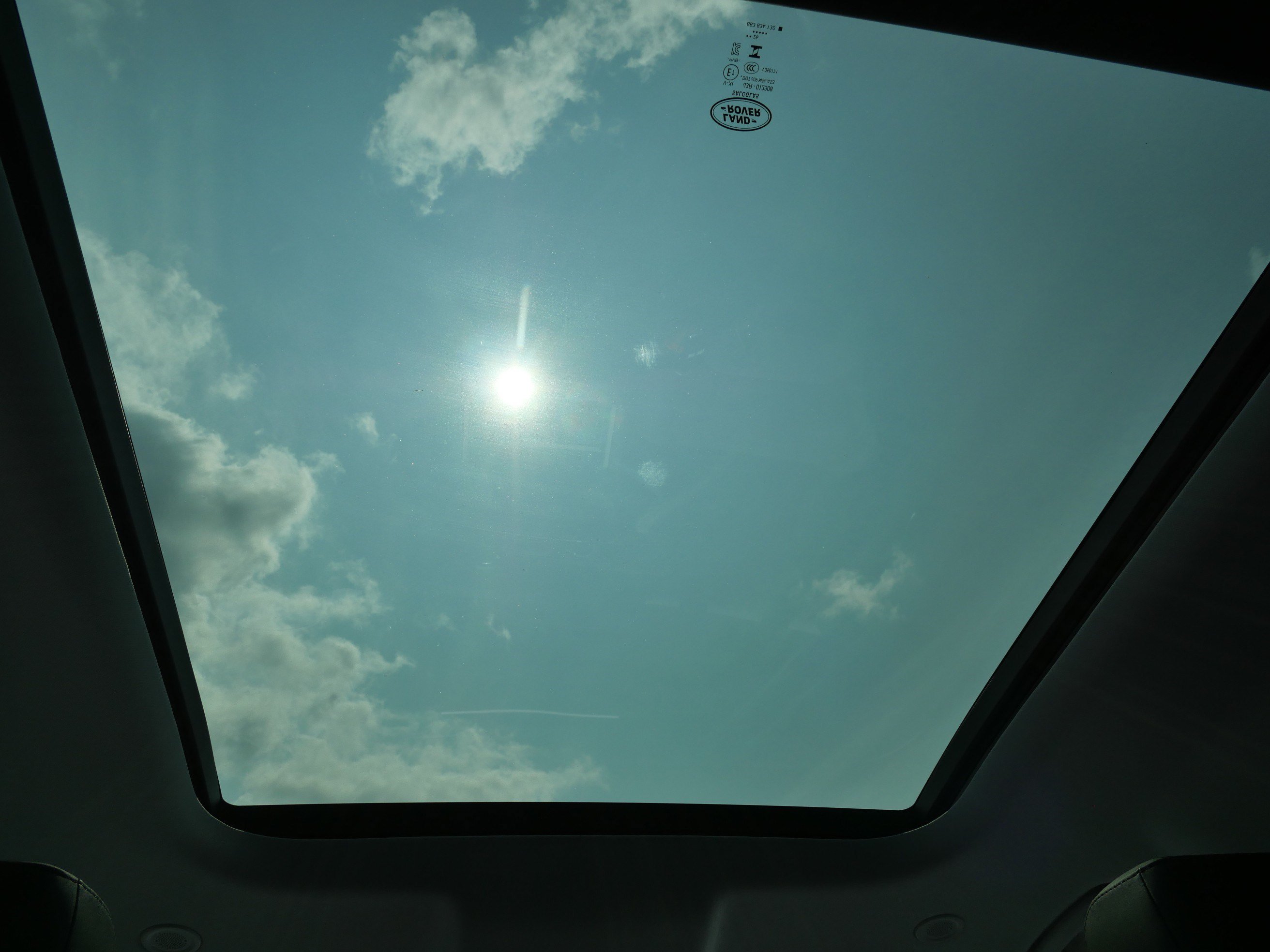 New 2026 Santorini Black Land Rover S image 10