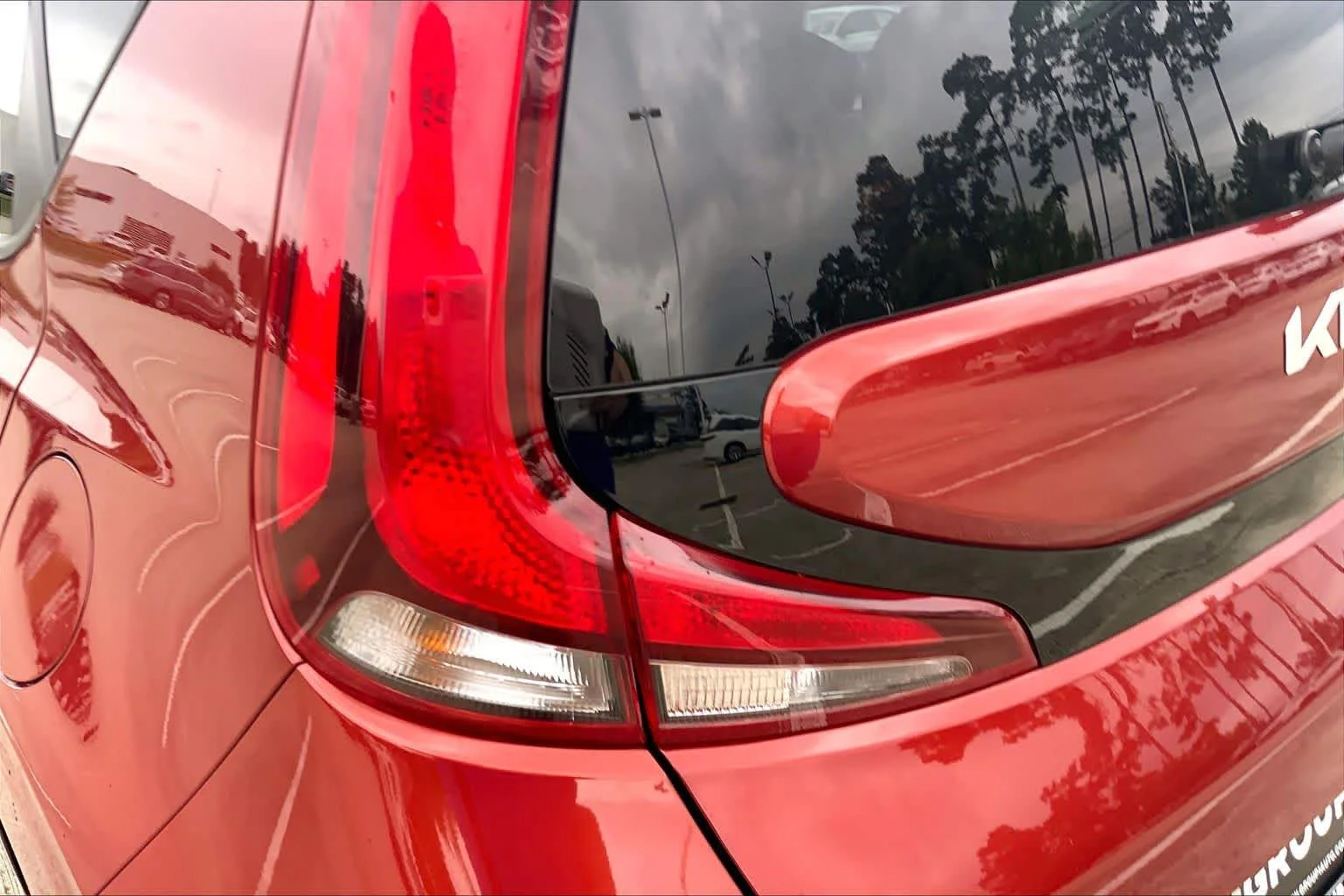Used 2022 Mars Orange Kia LX image 28