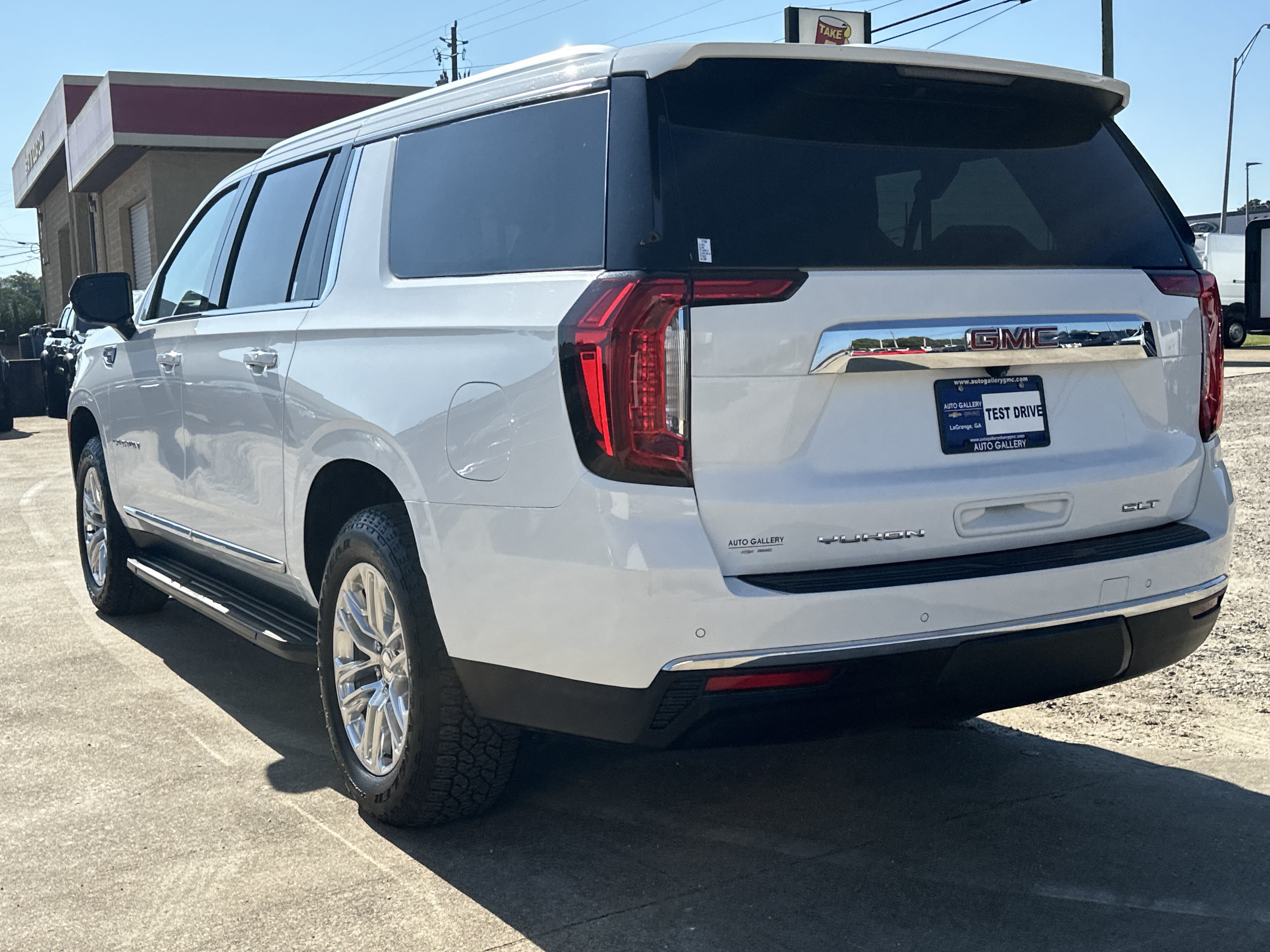 Used 2024 Summit White GMC SLT image 8