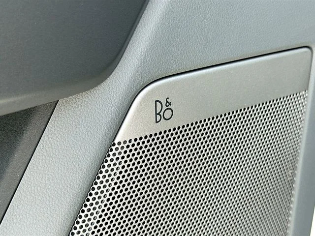 Used 2025 White Ford Lariat image 18