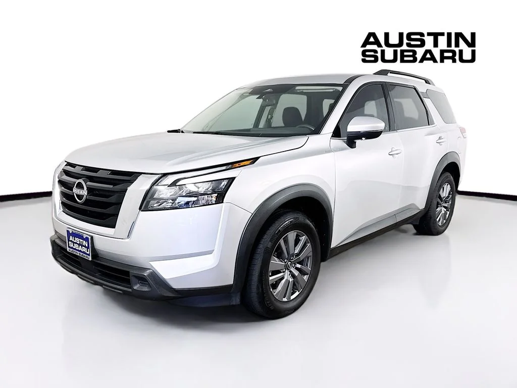 Used 2024 Silver Nissan SV image 3