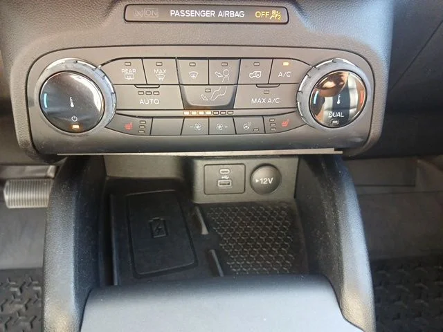 Used 2022 Blue Ford Badlands image 50