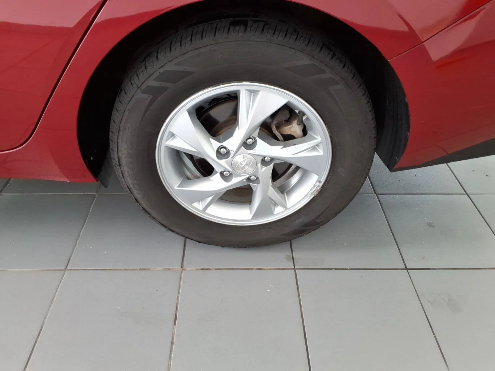 Used 2023 Scarlet Red Pearl Hyundai SE image 16