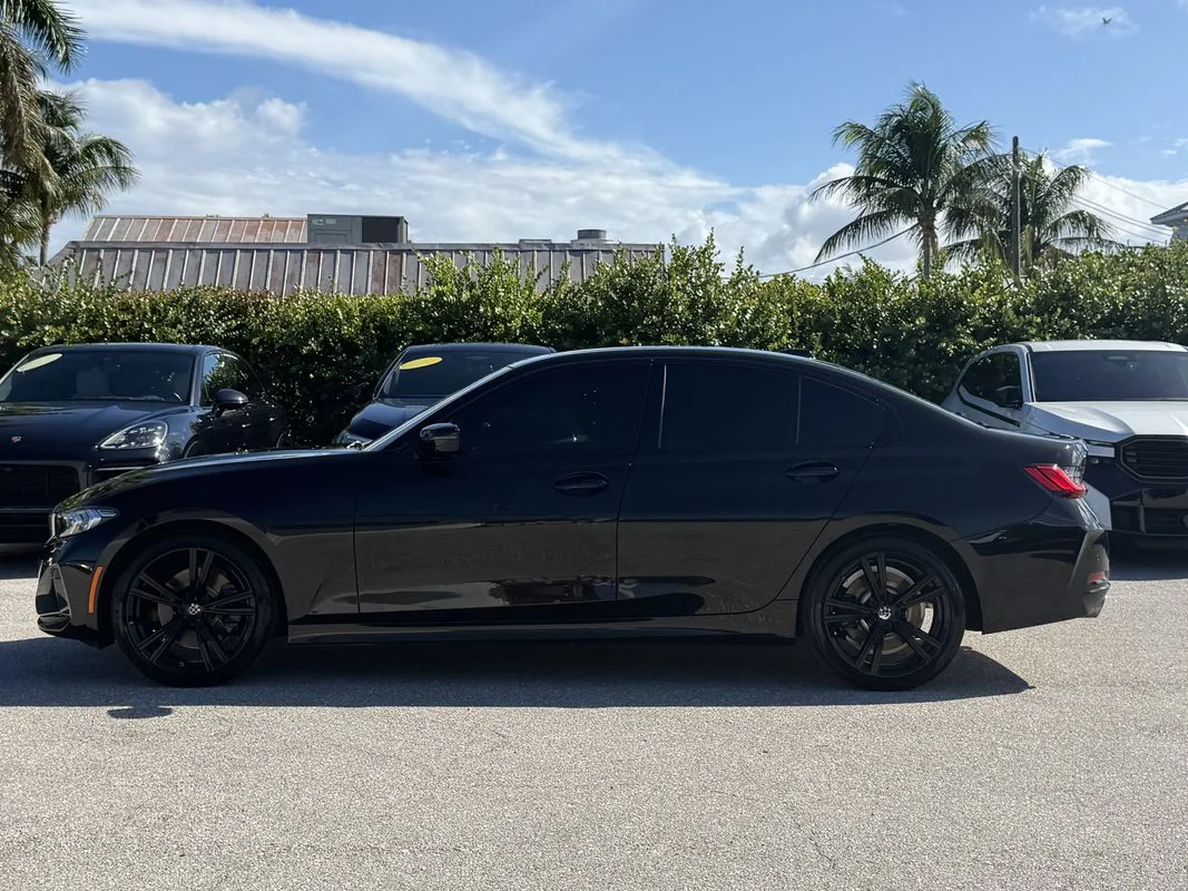 2023 BMW 3 Series 330i RWD photo