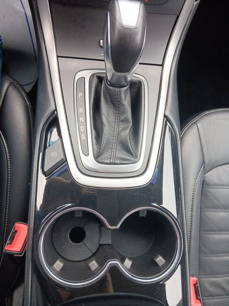 Used 2017 Magnetic Ford SEL image 26