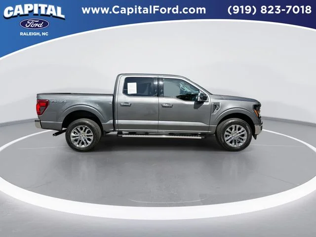 Used 2024 Gray Ford XLT image 9