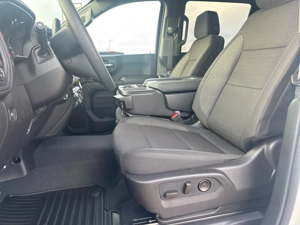 New 2026 Summit White GMC Pro image 11