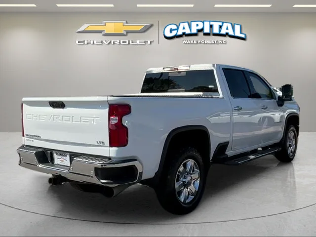 Used 2022 White Chevrolet LTZ image 7