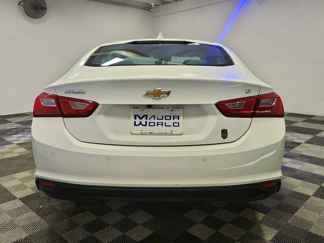 Used 2025 White Chevrolet LT image 6