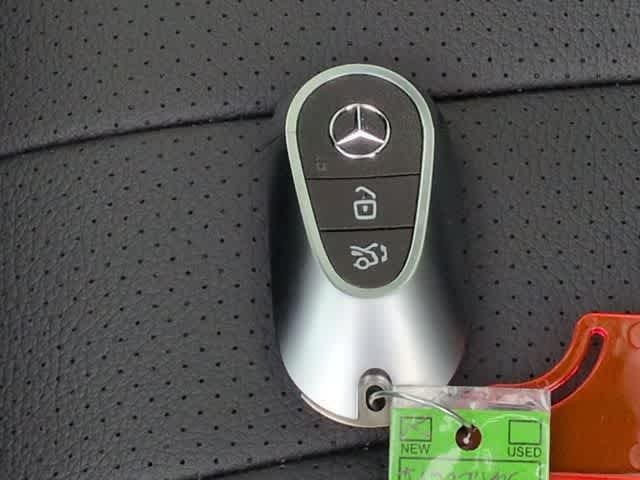 New 2026 Obsidian Black Metallic Mercedes-Benz E 450 image 36