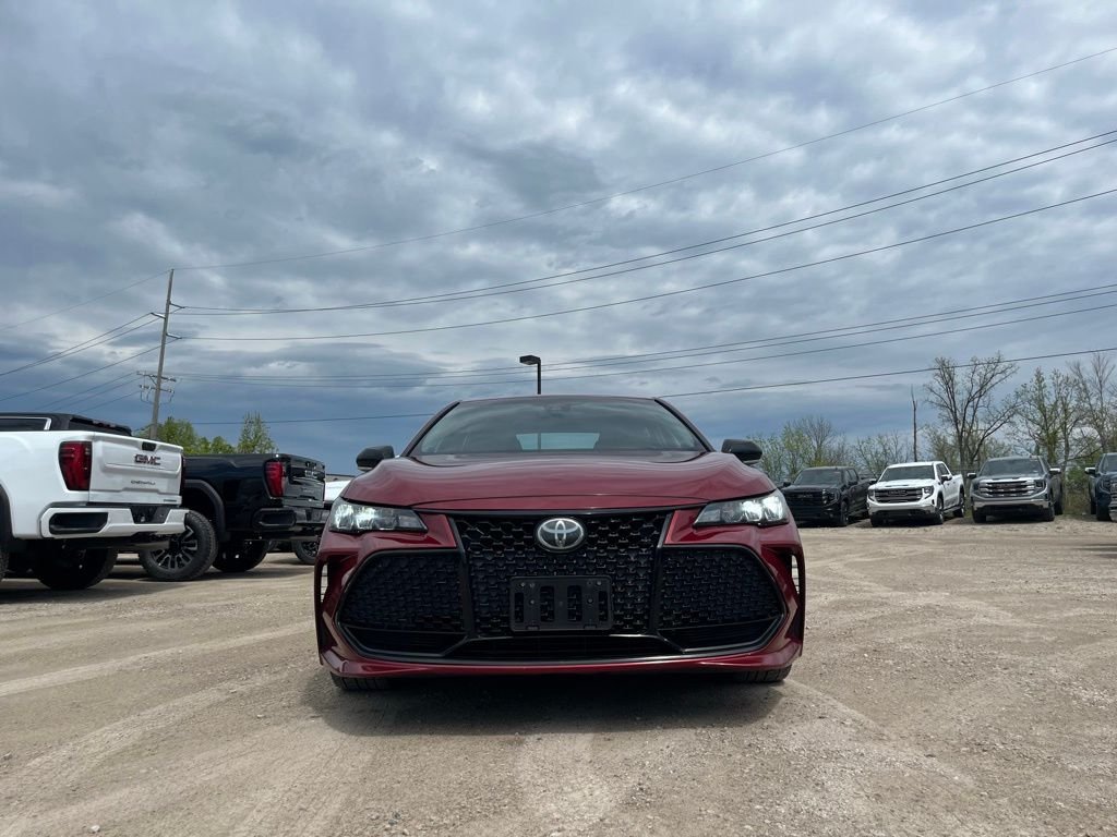 Used 2019 Pearl Toyota XSE image 3